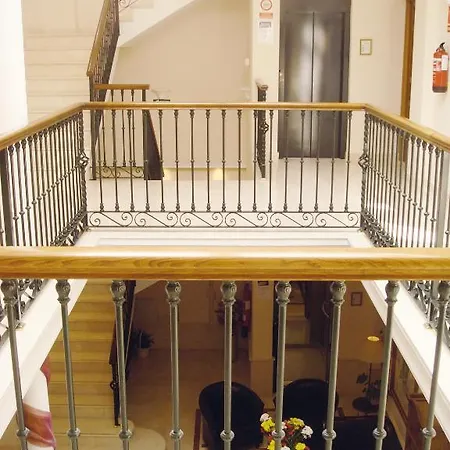 Casa Jardin 2* نيرخا