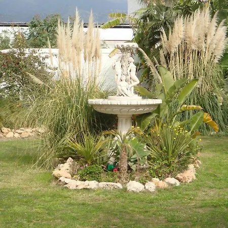 Casa Jardin فندق 2*